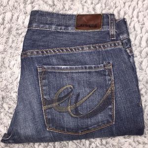 Express Blue Jean Eva Bootleg Capris Size 10 S